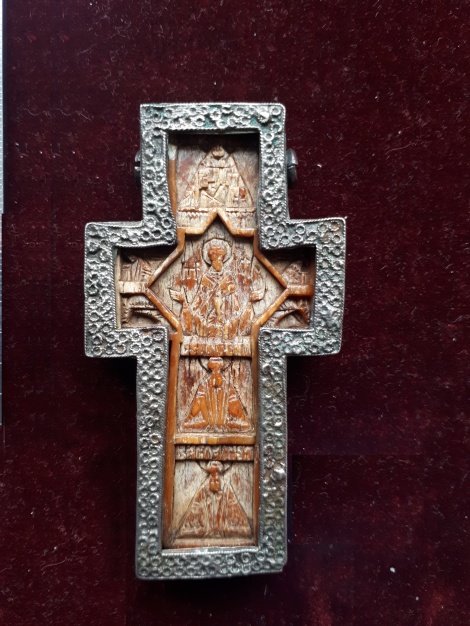 Крест «Богоматерь Знамение. Избранные святые. Избранные праздники»